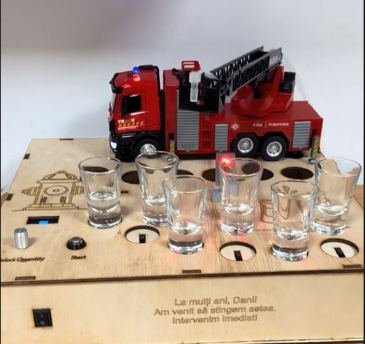 Aparat de shoturi model pompieri